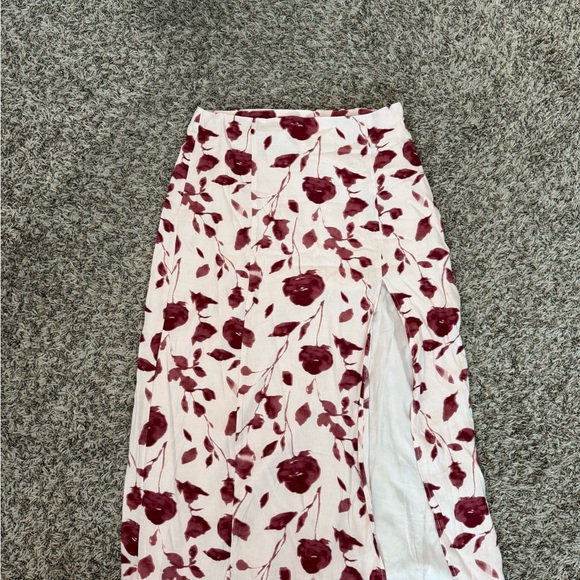 Dynamite Burgundy Floral Pencil Skirt - Picture 1 of 3